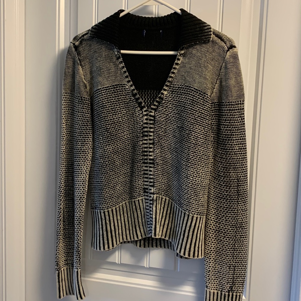 Knit weave sweater
